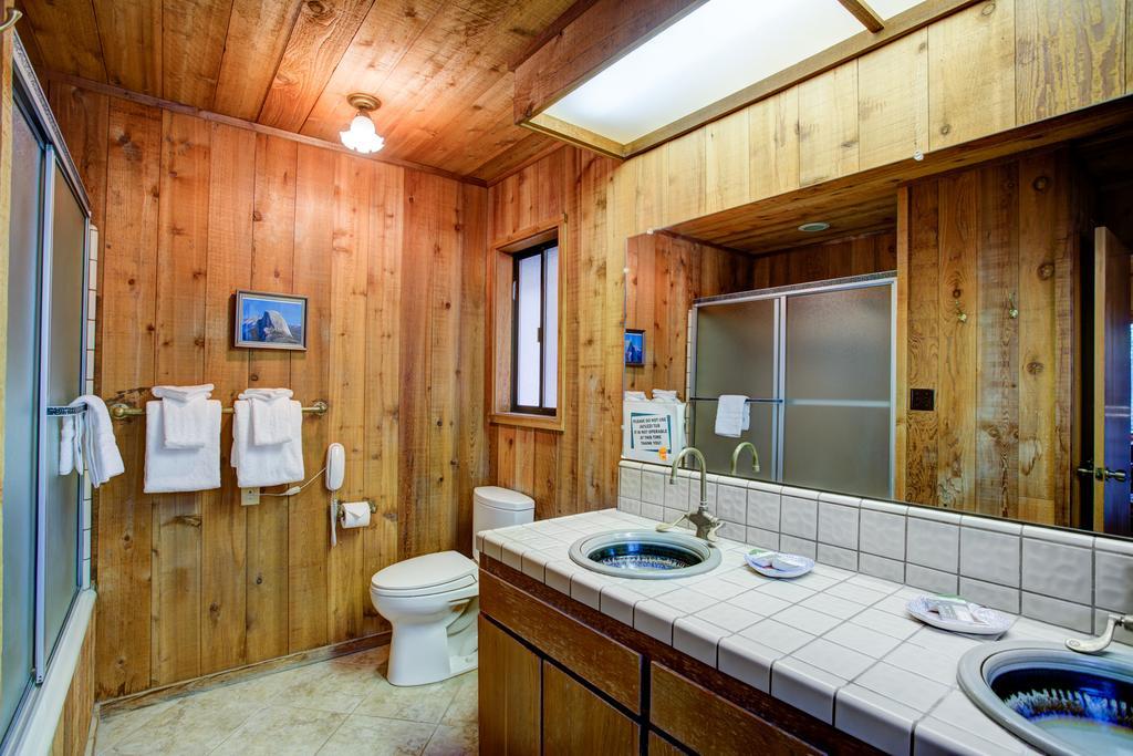 17B Tylers Timber Lodge Wawona Exterior photo