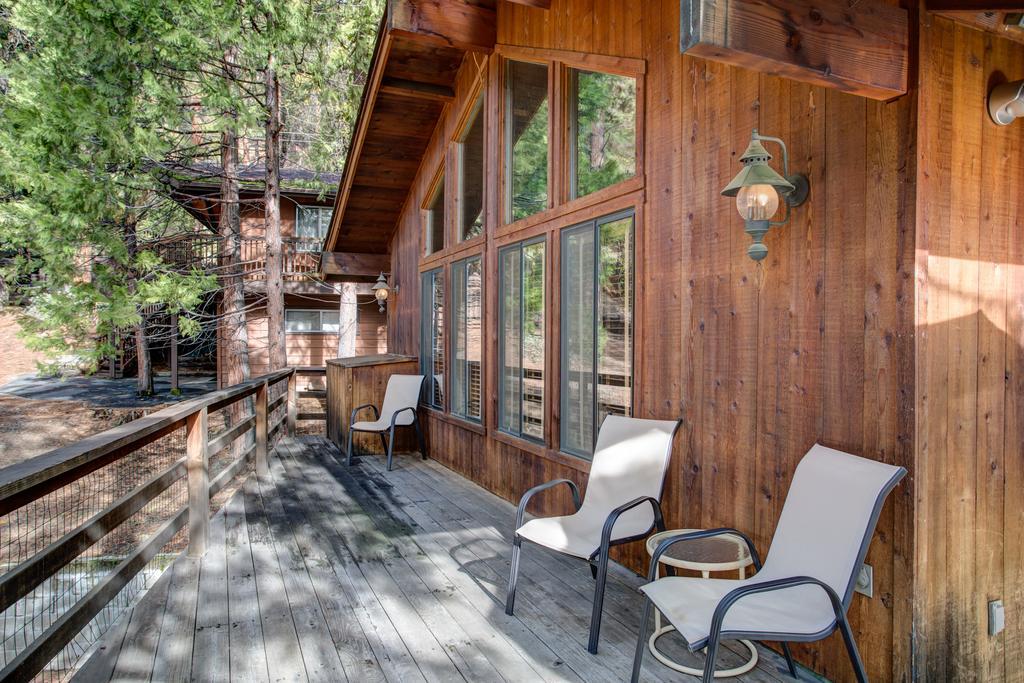 17B Tylers Timber Lodge Wawona Exterior photo